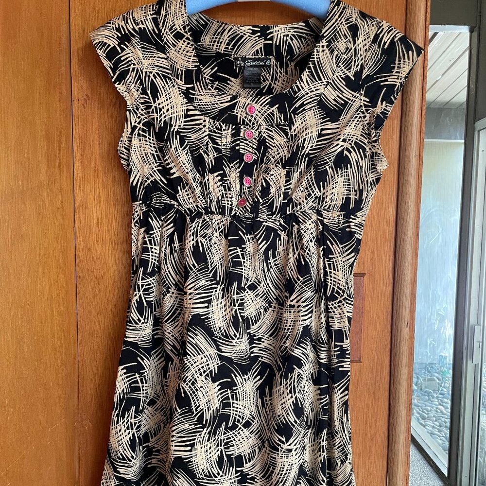 Ezekiel Girl - Babydoll dress Size Small